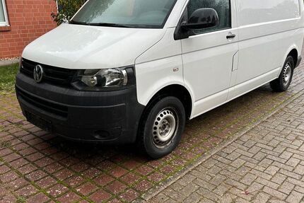 VW T5 Transporter 197.000 km 6.500 € Salzgitter 38226