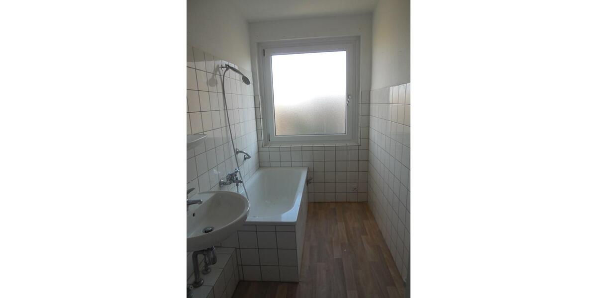 Etagenwohnung Salzgitter Ortschaft Nord - 3 Zimmer, 65 m&sup2;, 392&euro; | Angebot:24473456