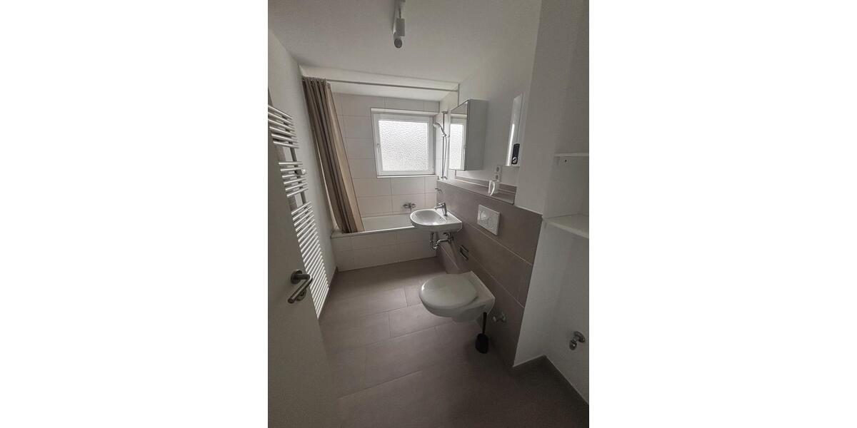 Etagenwohnung Sickte - 2 Zimmer, 65 m&sup2;, 624&euro; | Angebot:25988556