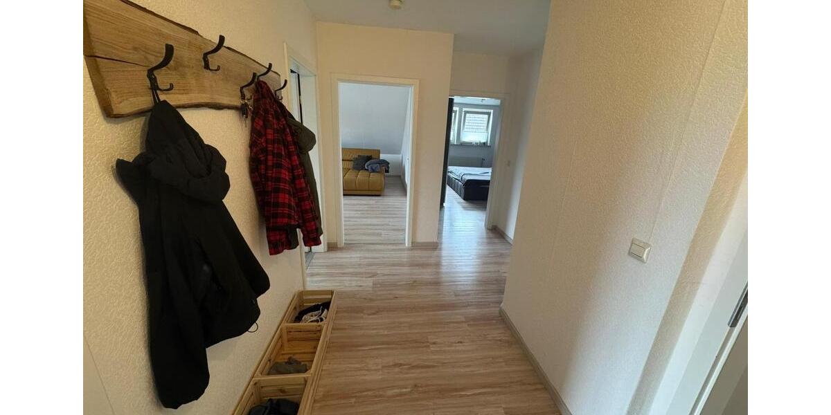 Etagenwohnung Sassenburg - 3 Zimmer, 90 m&sup2;, 700&euro; | Angebot:25928039