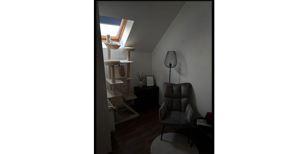 Etagenwohnung Vechelde - 4 Zimmer, 105 m&sup2;, 870&euro; | Angebot:25978187