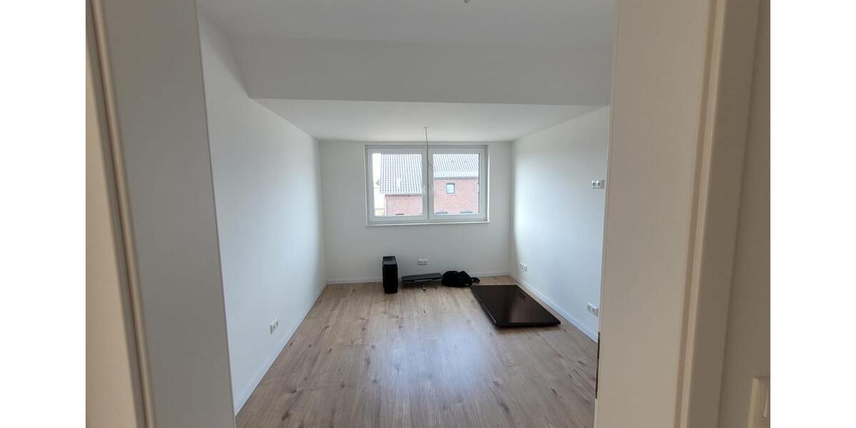 Reihenhaus Vechelde - 4 Zimmer, 105 m&sup2;, 1.400&euro; | Angebot:24741412