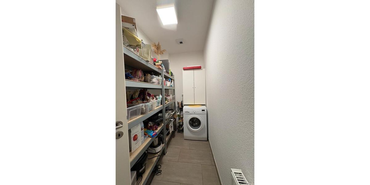 Etagenwohnung Sickte - 3 Zimmer, 90 m&sup2;, 1.000&euro; | Angebot:25934275