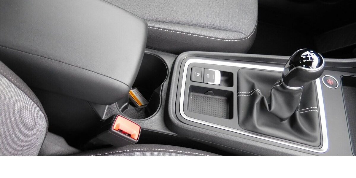 Seat Ateca 1.5 Style TSI BMT Navi Klima Alu 29.200 km 22.990 &euro; Vordorf 38533