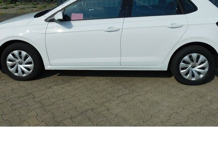 VW Polo 1.0 Life MPI BMT 4Trg Klima Navi LED 13.000 km 15.390 € Vordorf 38533