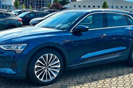 Audi e-tron 54.810 km 33.400 &euro; Meine 38527