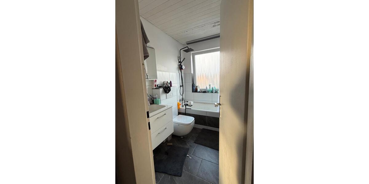 Etagenwohnung Wolfenbüttel Ahlum - 3 Zimmer, 75 m&sup2;, 1.100&euro; | Angebot:25979503