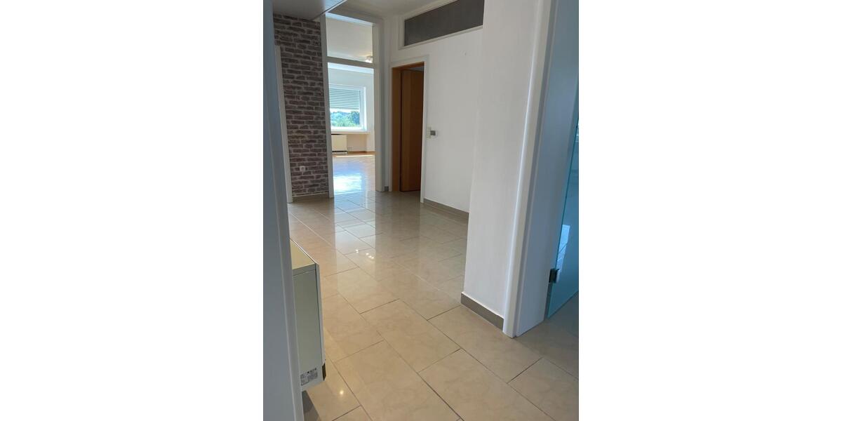 Etagenwohnung Braunschweig Timmerlah-Geitelde-Stiddien - 4 Zimmer, 122 m&sup2;, 280.000&euro; | Angebot:24853221