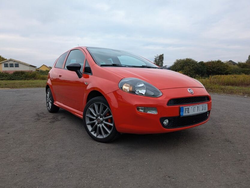 Fiat Punto 112.000 km 4.600 € Hohenhameln 31249
