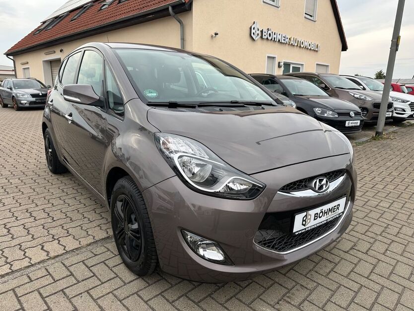 Hyundai ix20 90.000 km 7.900 € Salzgitter 38229