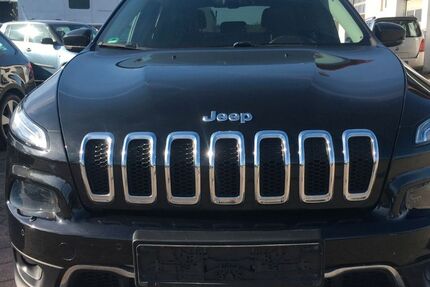 Jeep Cherokee 148.000 km 13.999 &euro; Sickte 38173