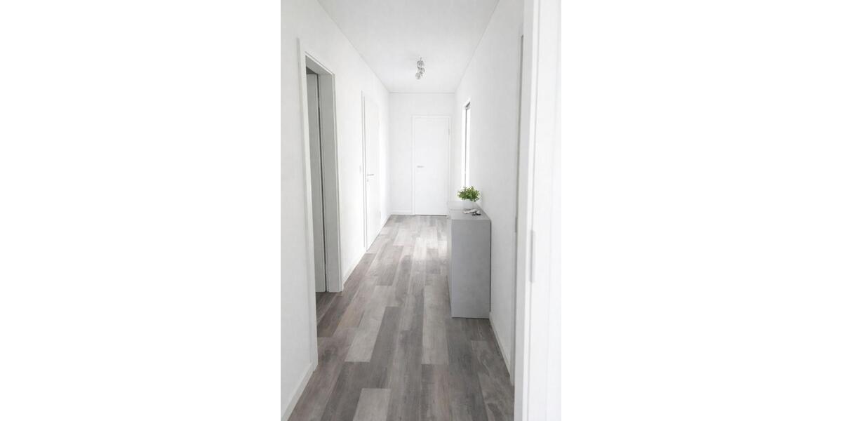 Etagenwohnung Braunschweig Lehndorf-Watenbüttel - 3 Zimmer, 113 m&sup2;, 1.301&euro; | Angebot:24728429