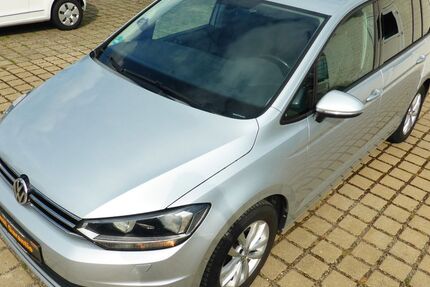 VW Touran 127.500 km 16.690 &euro; Wolfenbüttel 38304