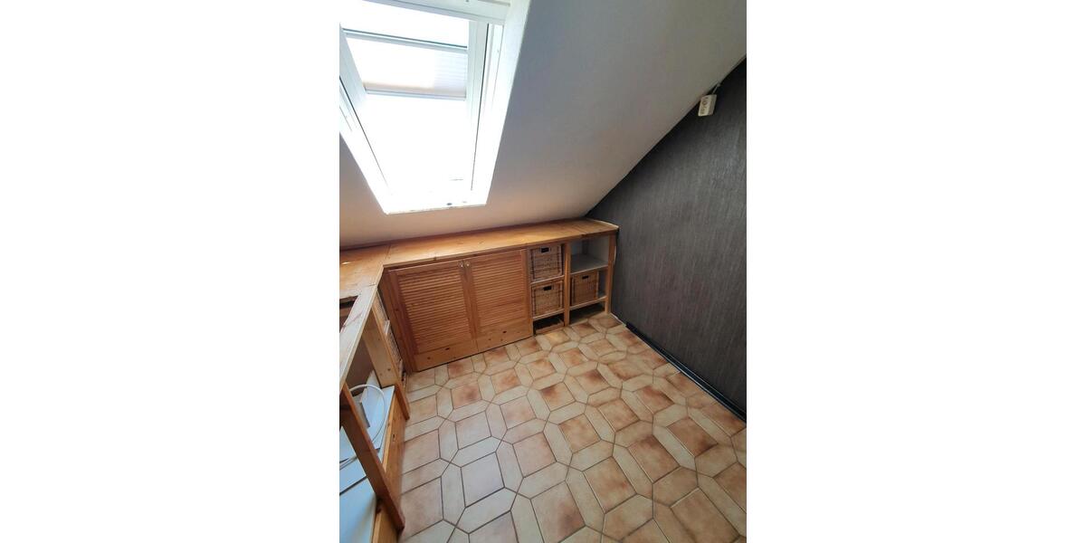 Dachgeschoßwohnung Salzgitter Ortschaft Südost - 3 Zimmer, 72 m&sup2;, 105.000&euro; | Angebot:19720758