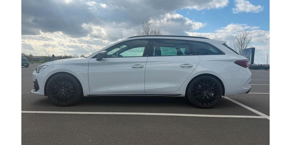Cupra Leon 34.000 km 28.500 &euro; Schellerten 31174