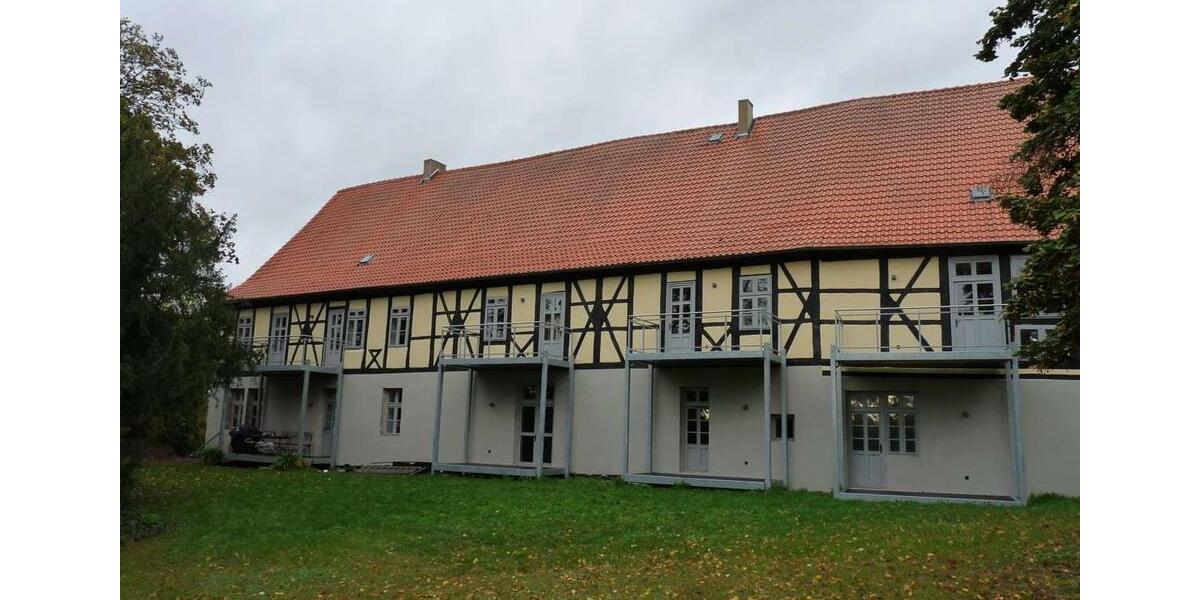 Etagenwohnung Wolfenbüttel Ahlum - 1 Zimmer, 81 m&sup2;, 810&euro; | Angebot:24637457