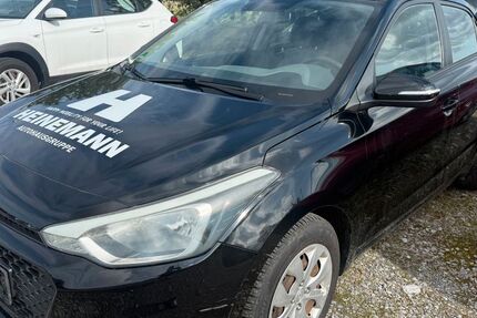 Hyundai i20 99.000 km 5.650 &euro; Wolfenbüttel (Halchter) 38304