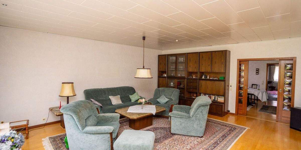 Doppelhaushälfte Liebenburg Groß Döhren - 9 Zimmer, 220 m&sup2;, 195.000&euro; | Angebot:25095497