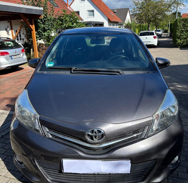 Yaris