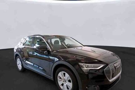 Audi e-tron 7.300 km 32.400 &euro; Salzgitter 38259
