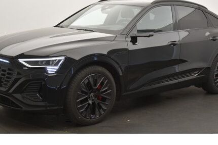 Audi Q8 48.000 km 58.700 € Wolfsburg 38440