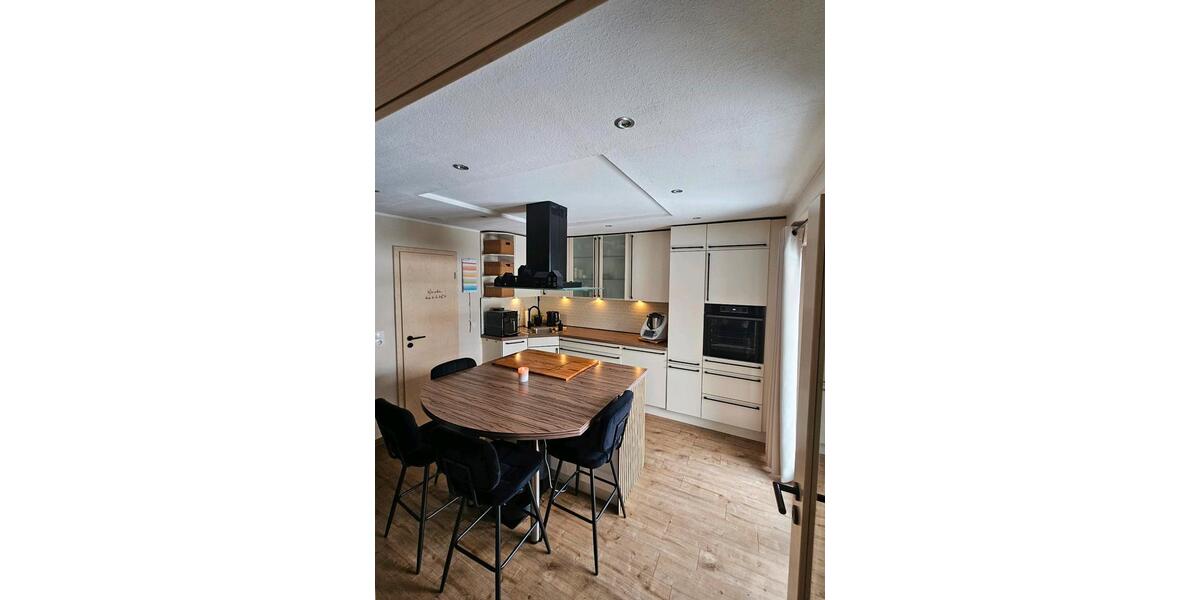 Einfamilienhaus Söhlde - 5 Zimmer, 200 m&sup2;, 485.000&euro; | Angebot:24740242