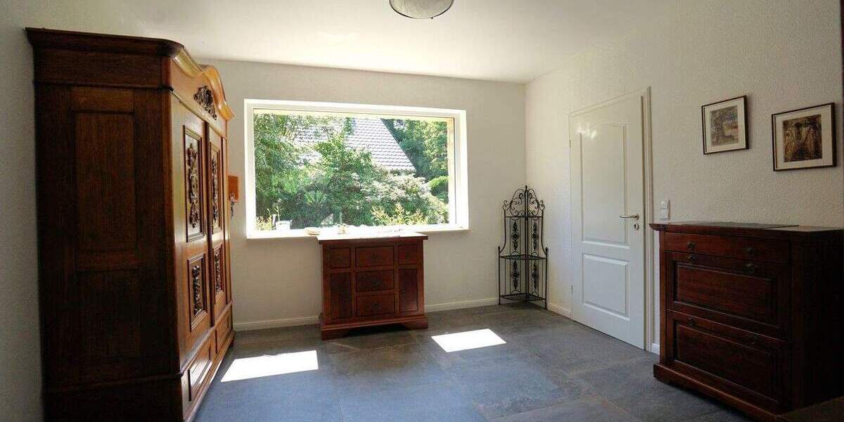 Einfamilienhaus Braunschweig / Querumer Forst Querum - 9 Zimmer, 378 m&sup2;, 1.790.000&euro; | Angebot:25474046