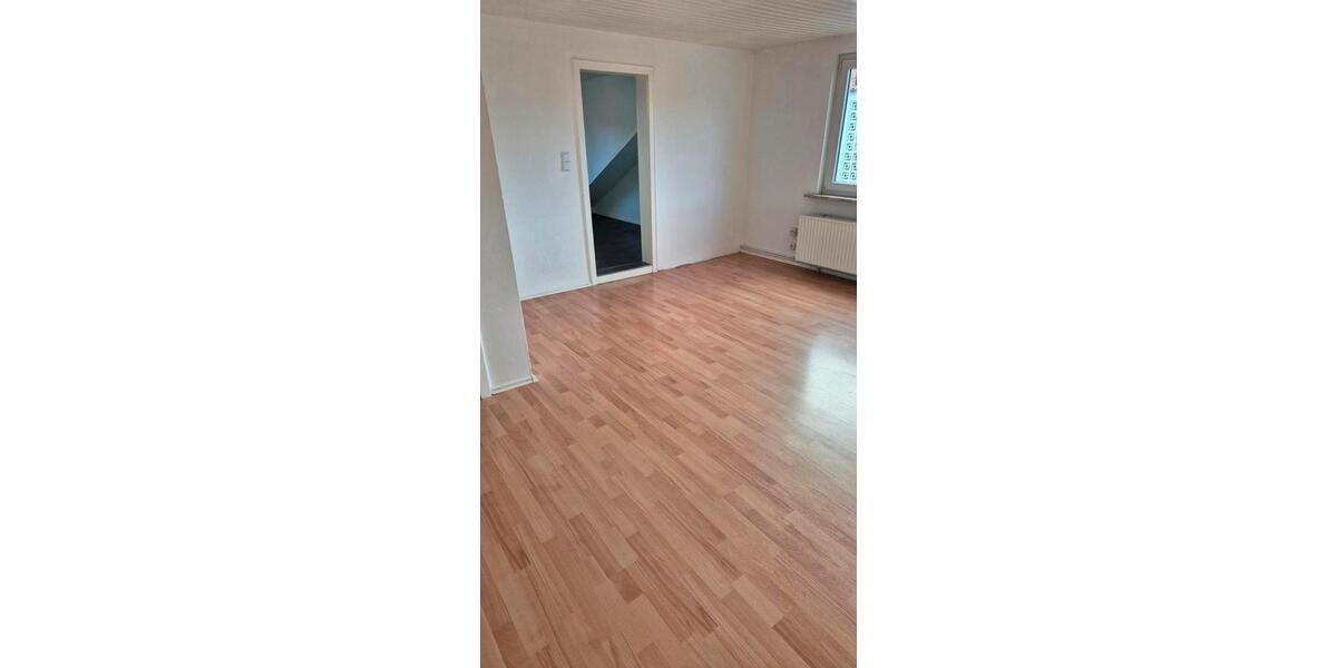 Dachgeschoßwohnung Salzgitter Ortschaft Nord - 2 Zimmer, 62 m&sup2;, 365&euro; | Angebot:25782482
