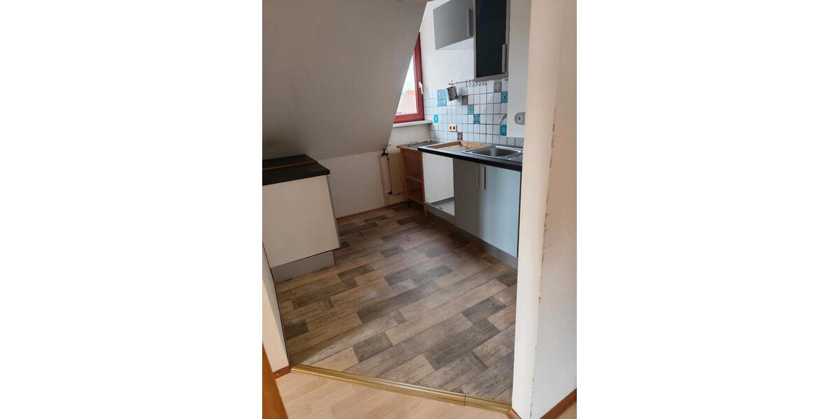 Dachgeschoßwohnung Wolfenbüttel Adersheim - 3.5 Zimmer, 75 m&sup2;, 640&euro; | Angebot:25890676