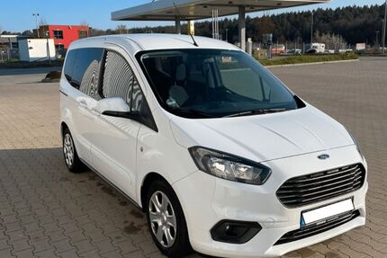 Ford Tourneo Courier 122.000 km 7.300 &euro; Braunschweig 38114