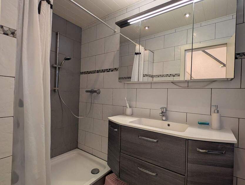 Solides Reihenmittelhaus mit Garten - ideal für Familien 5 zimmer