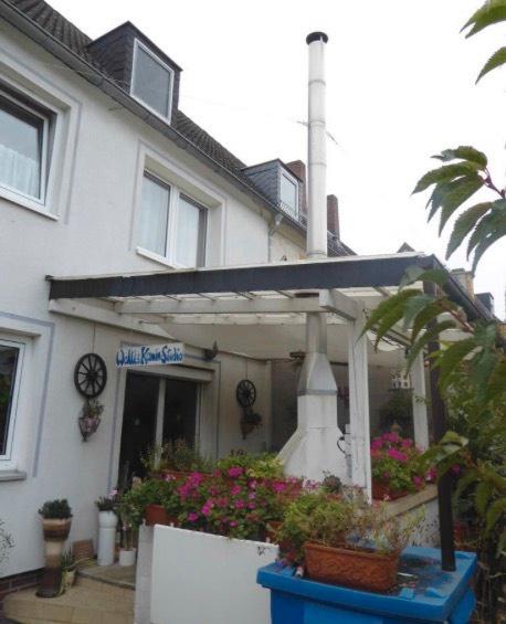 Reihenhaus Wolfsburg - 8 Zimmer, 144 m&sup2;, 205.000&euro; | Angebot:27232029
