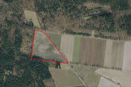 Grundstück in Uetze 652.830 € 65283 m² zimmer