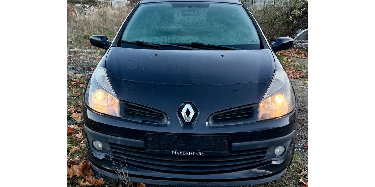 Renault Clio 132.892 km 2.600 &euro; Peine 31228