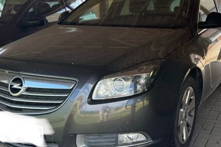 Opel Insignia 132.000 km 9.900 &euro; Dinklar 31174
