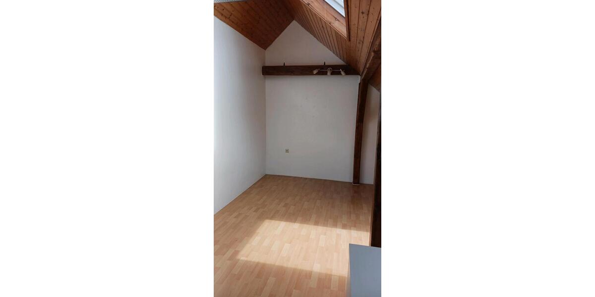 Dachgeschoßwohnung Braunschweig Westliches Ringgebiet - 2 Zimmer, 41 m&sup2;, 360&euro; | Angebot:25992633