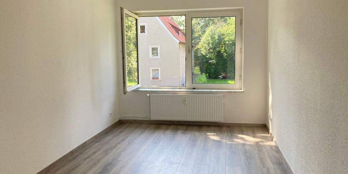 Etagenwohnung Salzgitter Lebenstedt - 3 Zimmer, 57 m&sup2;, 335&euro; | Angebot:25927775