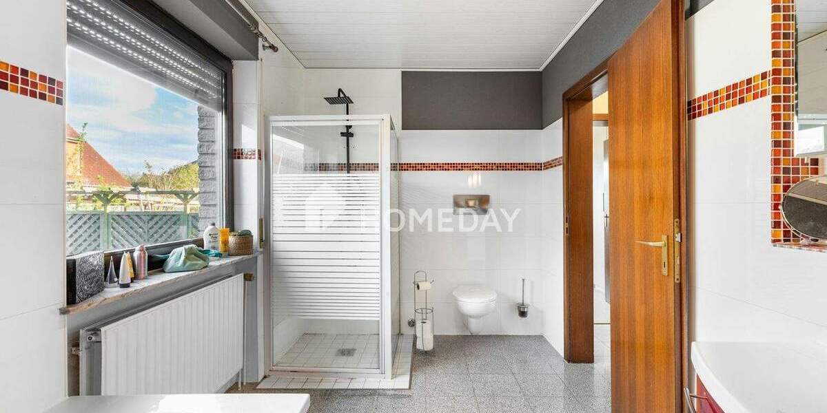 Wohnen mit Weitblick - Großzügiges Einfamilienhaus auf sonnigem Traumgrundstück in Wierthe 6 zimmer