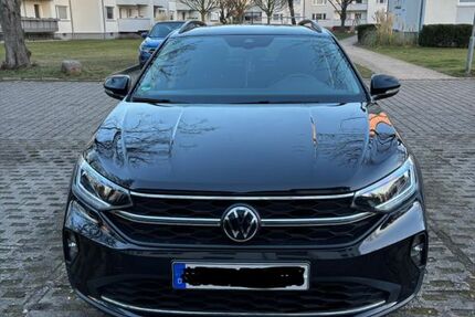 VW Taigo 15.300 km 24.500 &euro; Wolfsburg 38448