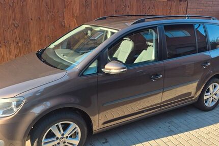VW Touran 241.000 km 5.500 &euro; Ilsede 31246