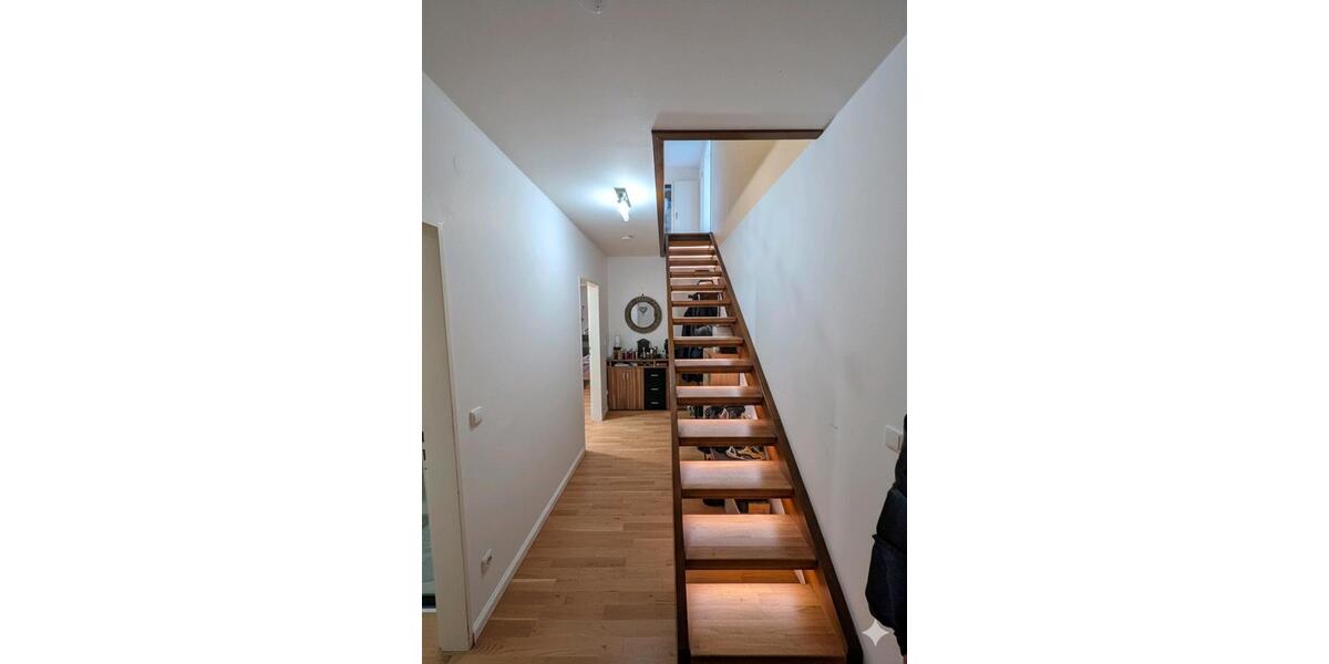 Top-saniert! 4 Zi- Maissionette mit TG und Stellplatz 4 zimmer