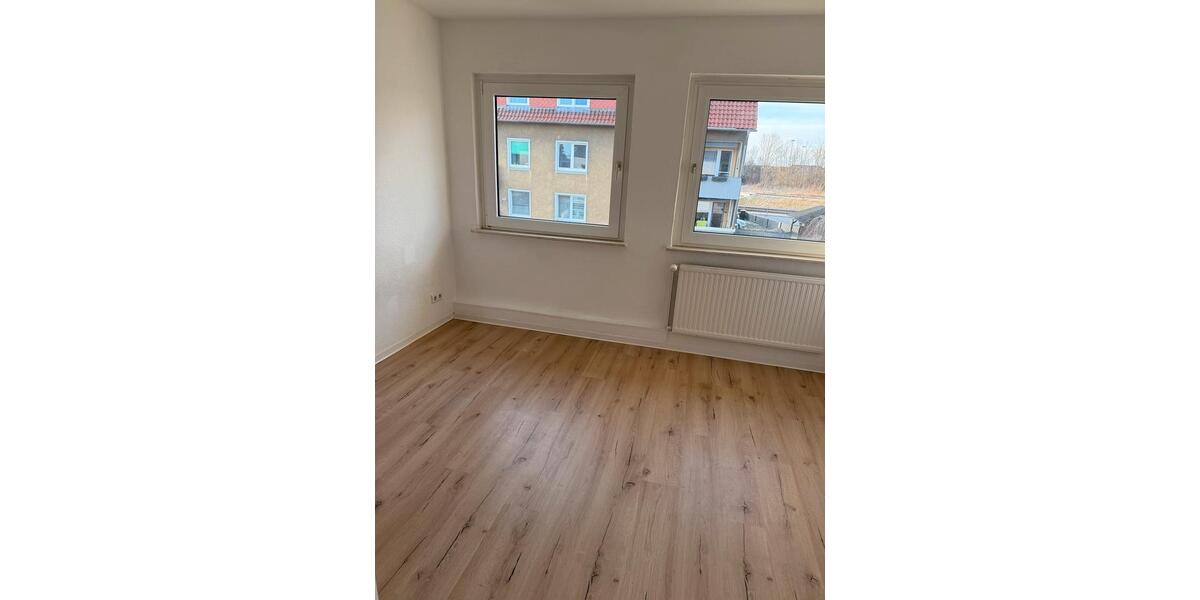 Etagenwohnung Salzgitter Ortschaft Südost - 4 Zimmer, 101 m&sup2;, 760&euro; | Angebot:25600989