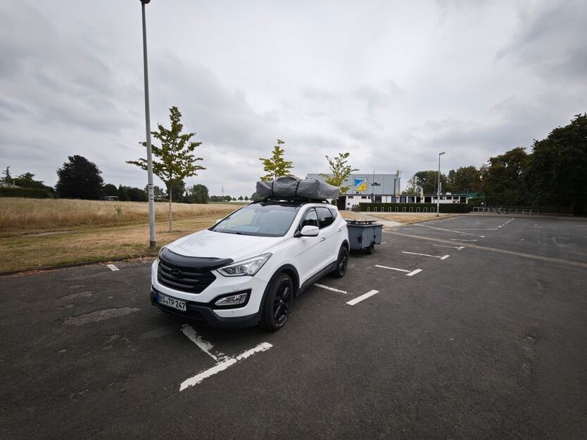 Hyundai SANTA FE 175.500 km 14.300 € Braunschweig 38104