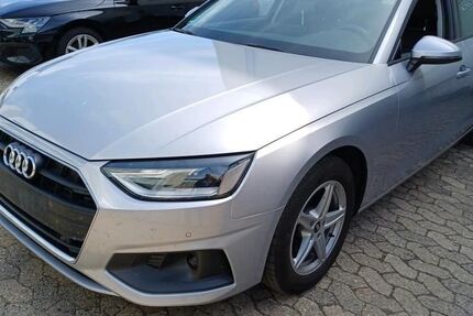 Audi A4 128.000 km 18.990 &euro; Peine 31226