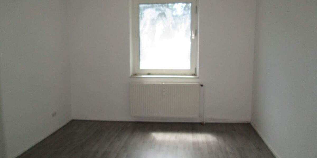 Etagenwohnung Salzgitter Lebenstedt - 2 Zimmer, 57 m&sup2;, 344&euro; | Angebot:25694940