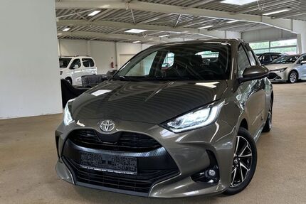 Toyota Yaris 83.857 km 14.980 &euro; Sassenburg / Neudorf- Pl 38524