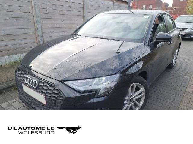 Audi A3 32.865 km 22.890 &euro; Wolfsburg 38440