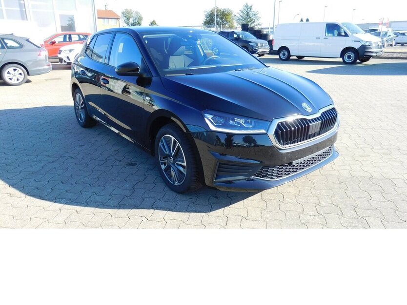 Skoda Fabia 1.0 Ambion TSI BMT 4TRG Klima Navi 14.100 km 17.390 € Vordorf 38533