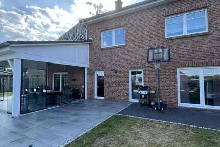 Haus Sassenburg - 8 Zimmer, 240 m&sup2;, 630.000&euro; | Angebot:26960749