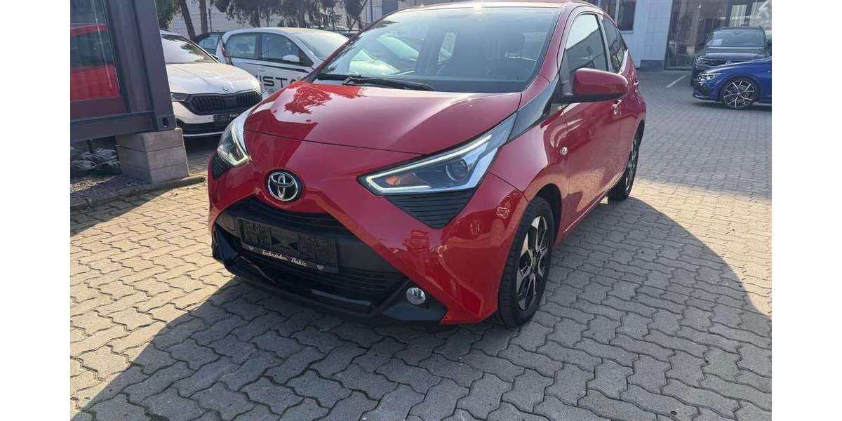 Toyota Aygo 41.238 km 12.700 &euro; Braunschweig 38122